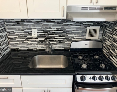1011 Arlington Boulevard - Photo Thumbnail 8