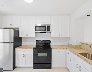 3858 9th Road S - Photo Thumbnail 9