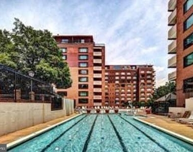 1011 Arlington Boulevard - Photo Thumbnail 31
