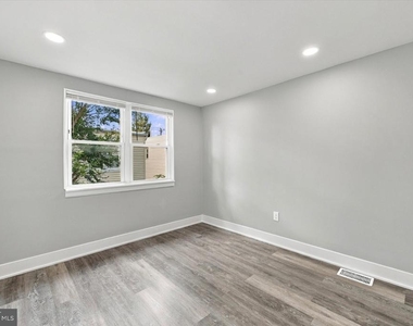 522 Pierce Street - Photo Thumbnail 18