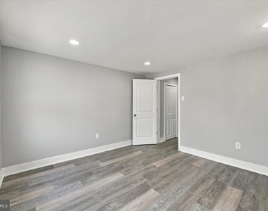 522 Pierce Street - Photo Thumbnail 24