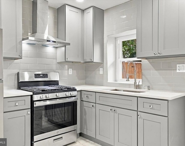 522 Pierce Street - Photo Thumbnail 9