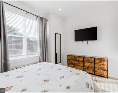 2117 N 9th Street - Photo Thumbnail 10