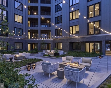 1200 Normandy Place - Photo Thumbnail 19