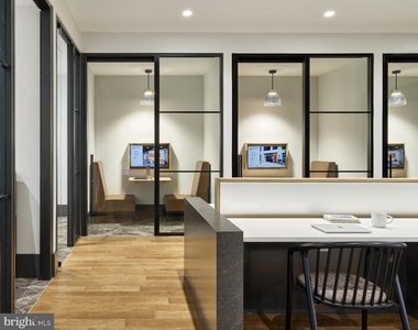 1200 Normandy Place - Photo Thumbnail 13