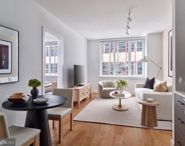 1200 Normandy Place - Photo Thumbnail 2