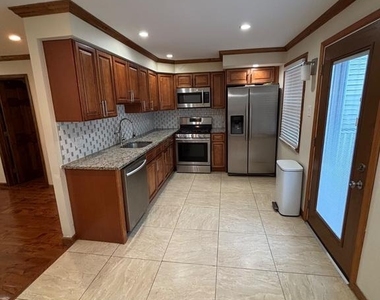 10779 Helmer Drive - Photo Thumbnail 8