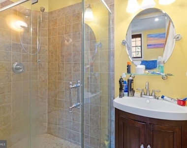 928 Irving Street - Photo Thumbnail 16