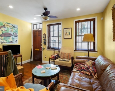 928 Irving Street - Photo Thumbnail 2