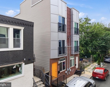 1905 E Harold Street - Photo Thumbnail 18