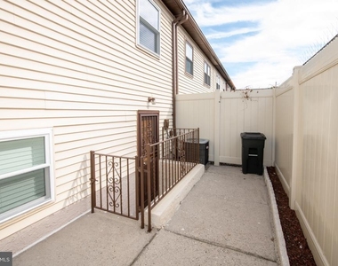 3449 Belgrade Street - Photo Thumbnail 3