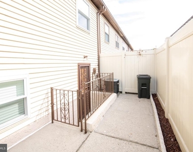 3449 Belgrade Street - Photo Thumbnail 2