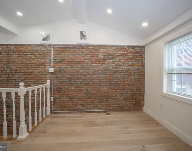 117 S Beechwood Street - Photo Thumbnail 15