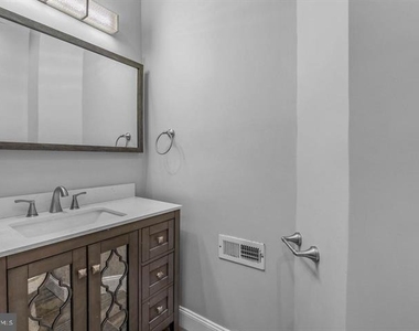 1547 S 28th Street - Photo Thumbnail 20