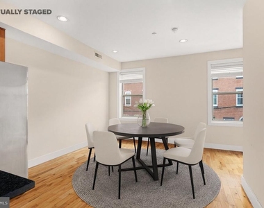 1607 Brown Street - Photo Thumbnail 2