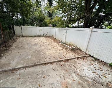 5620 Devon Street - Photo Thumbnail 21
