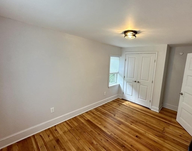 5620 Devon Street - Photo Thumbnail 13