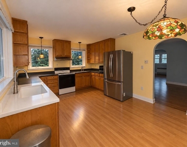 6797 6797 Lawnton Street - Photo Thumbnail 8