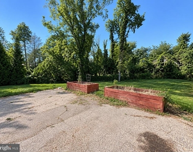 6797 6797 Lawnton Street - Photo Thumbnail 30