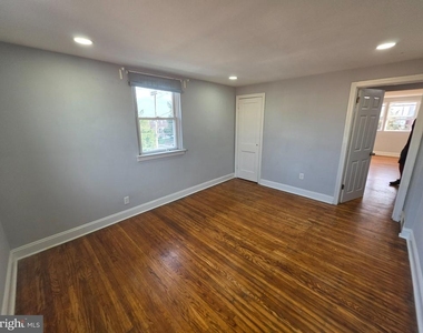 7701 Gilbert Street - Photo Thumbnail 4