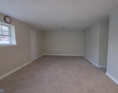 347 Glenn Rose Circle - Photo Thumbnail 18