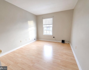 347 Glenn Rose Circle - Photo Thumbnail 12