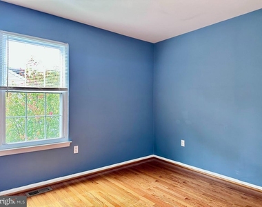 3409 Carriage Court - Photo Thumbnail 13