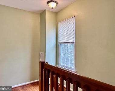 3409 Carriage Court - Photo Thumbnail 8