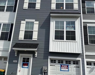 12416 Jackson Avenue - Photo Thumbnail 3