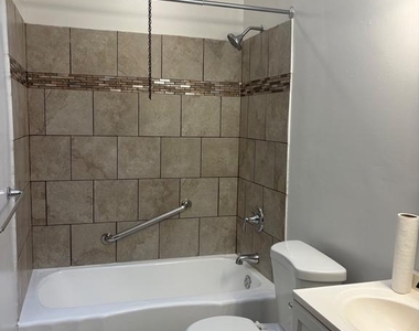 122 Whitely Terrace - Photo Thumbnail 13