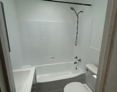 929 Pine Road - Photo Thumbnail 5