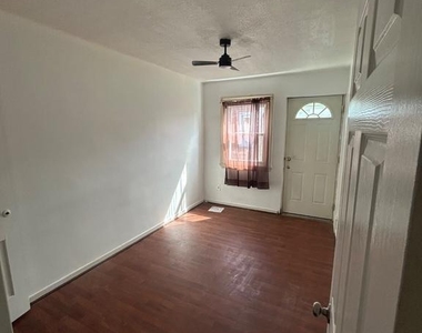 929 Pine Road - Photo Thumbnail 2