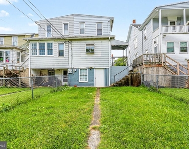 2728 Butler Street - Photo Thumbnail 12