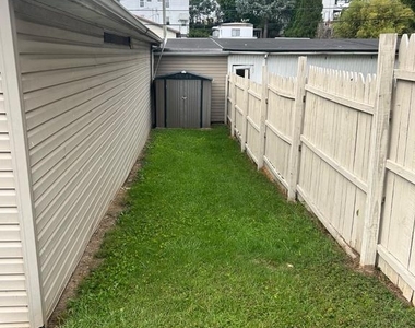 2626 Penbrook Avenue - Photo Thumbnail 6