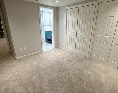 504 Cheswold Court - Photo Thumbnail 12