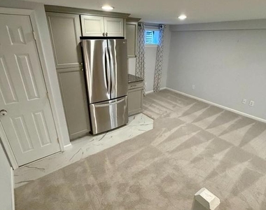 504 Cheswold Court - Photo Thumbnail 7