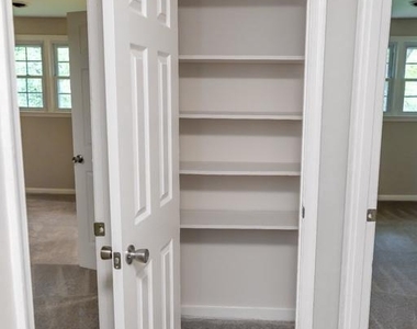 1108 Yardley Commons - Photo Thumbnail 14