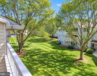 207 Salem Court - Photo Thumbnail 10