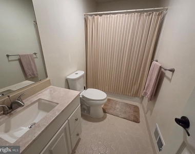 71 Mulberry Court - Photo Thumbnail 10