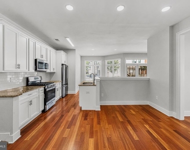 152 Witherspoon Street - Photo Thumbnail 3