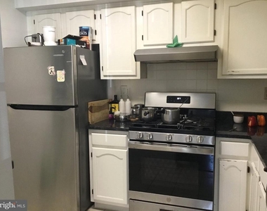 309 Trinity Court - Photo Thumbnail 3