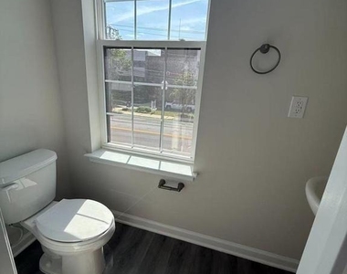 112 Spencer Way - Photo Thumbnail 5
