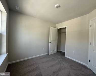 112 Spencer Way - Photo Thumbnail 11
