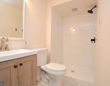 1826 Edgewood Place - Photo Thumbnail 13