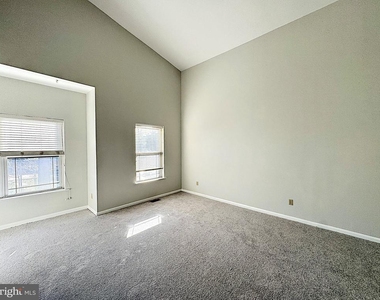 1326 Central Avenue - Photo Thumbnail 5