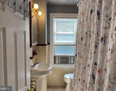 806 Linwood Avenue - Photo Thumbnail 5