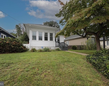 724 Willitts Avenue - Photo Thumbnail 1