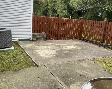 38 Magnolia Court - Photo Thumbnail 17