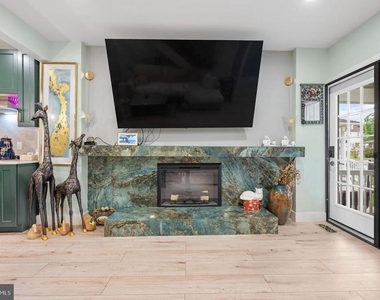 121 Cleveland Avenue - Photo Thumbnail 7