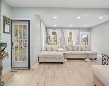 121 Cleveland Avenue - Photo Thumbnail 5